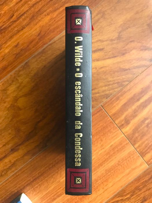 O escândalo da Condessa de Oscar Wilde - envio incluído