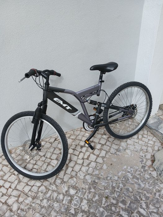 Bicicleta btt EMT