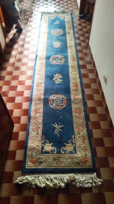 Tapete de corredor comprido