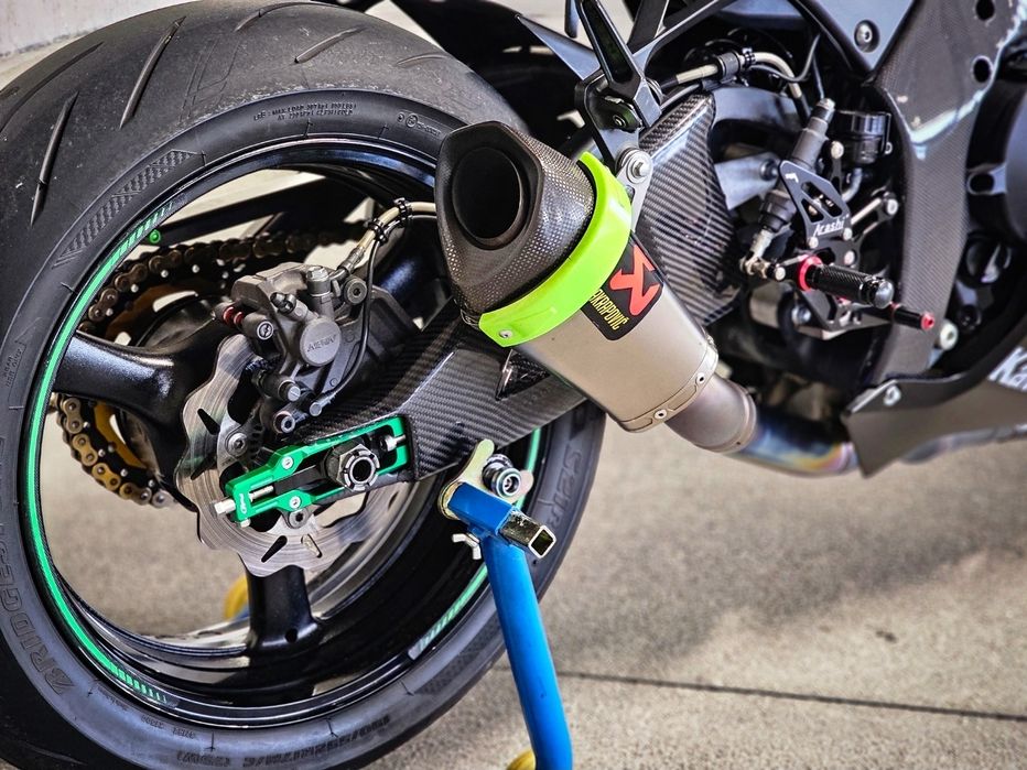 Kawasaki Zx10 R Akrapovic