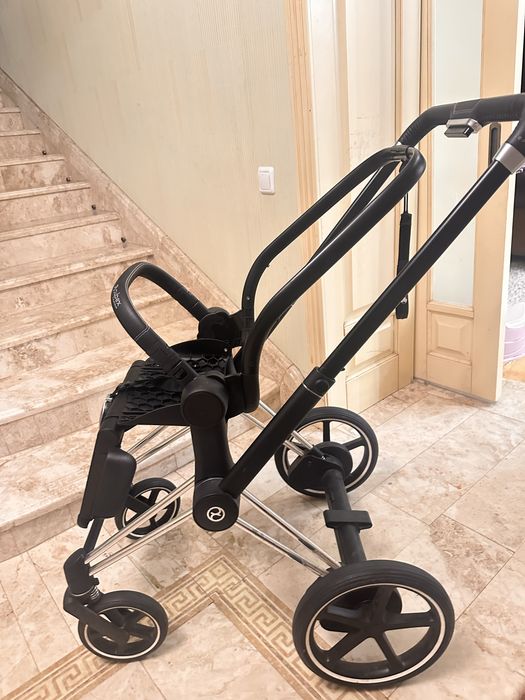 Прогулянковий візочок Cybex e-Priam електрична блок + шасі