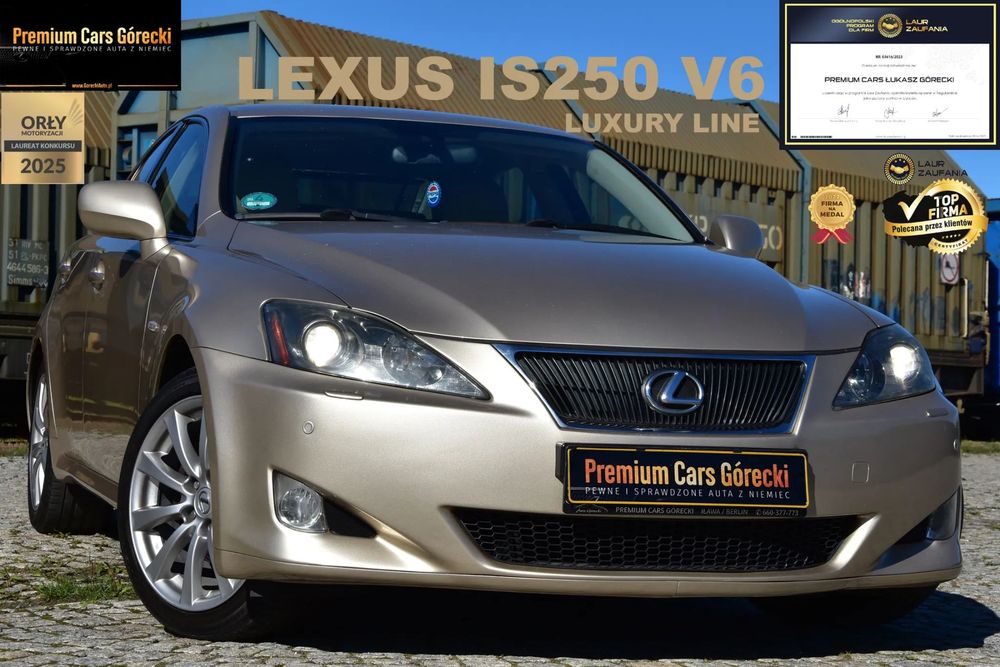 Lexus IS