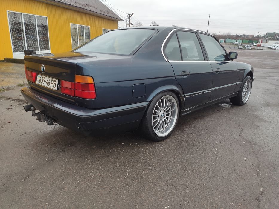 Продам BMW520i 1993