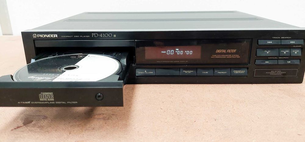 Leitor de CD Pioneer PD-410