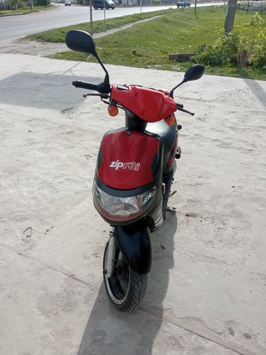 Продам скутер зір р3
