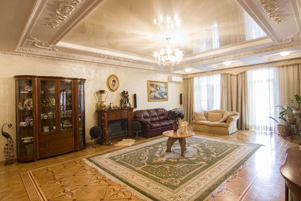 Продаж квартири 245 кв.м. з терасою! 2 поверх, ЖК Чайка, вул Лобановського 21