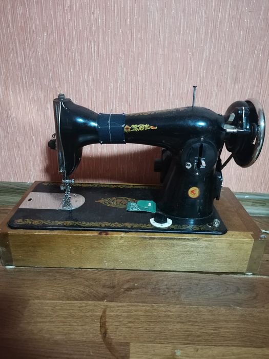 Швейна машина.. Продам.. не дорого