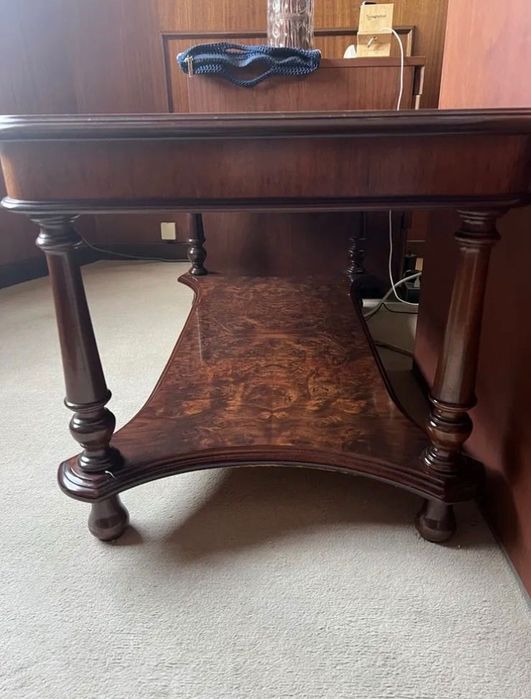 Mesa vintage em madeira