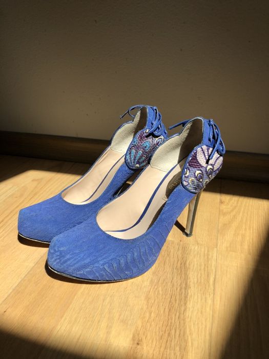 Szpilki czółenko obcasy szafir chabrowe claudina skóra naturalna 38