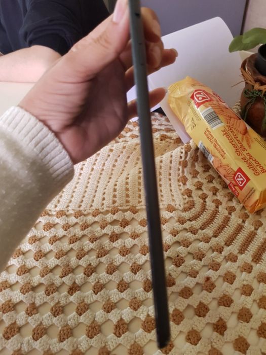 Selling iPad with new battery but no display64551193417858122