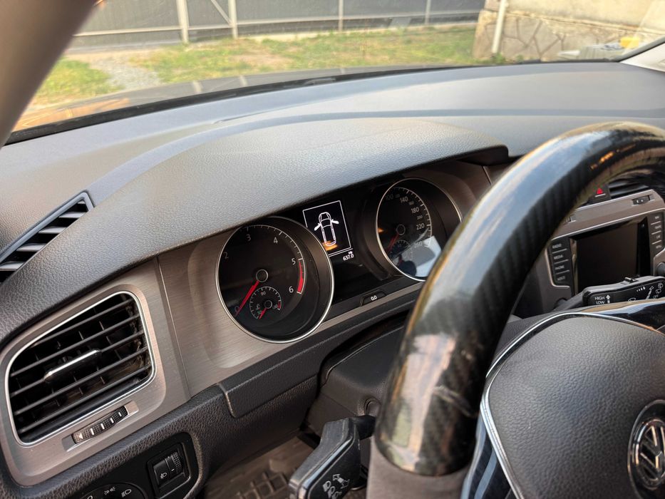 Volkswagen Golf 2014 VIN WVWZZZAUZFP580047 фото оголошення 17 з 24