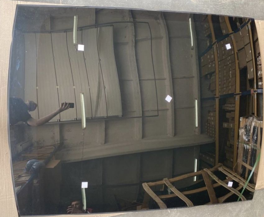 Tesla Y панорама оригінал