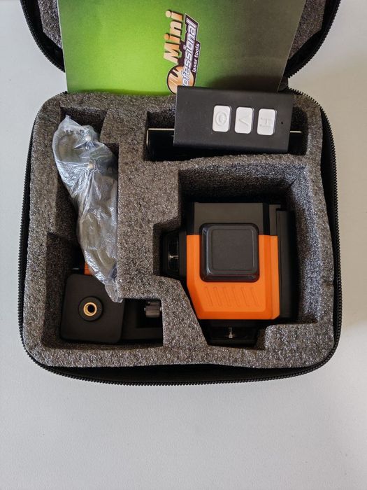 ЗЕЛЕНИЙ лазерний 3D 4D рівень нівелір Hilda Mini