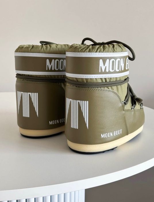 Кроссовки Moon Boot