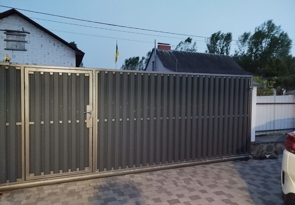 Паркани, ворота, відкатні системи, зварювальні роботи