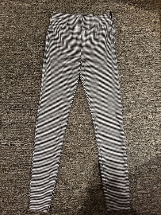 Брюки класичні Zara
