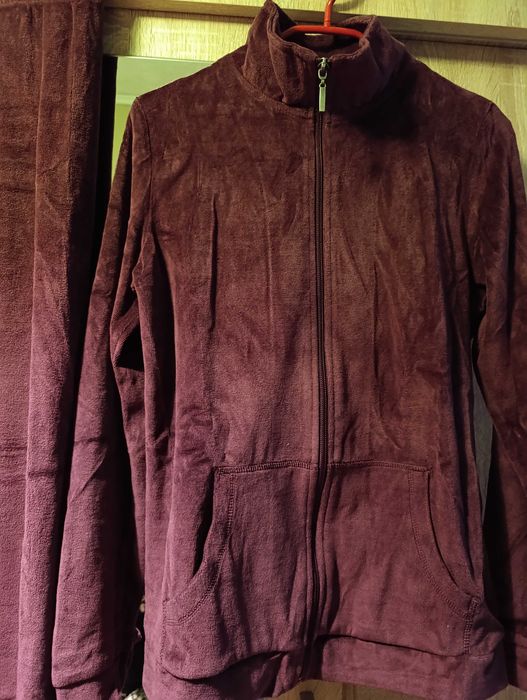 Sprzedam dres damski