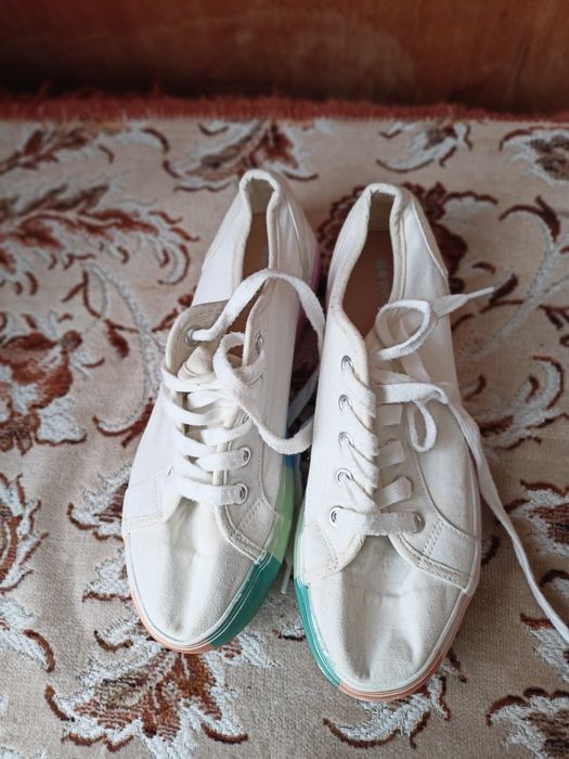 Buty sportowe trampki