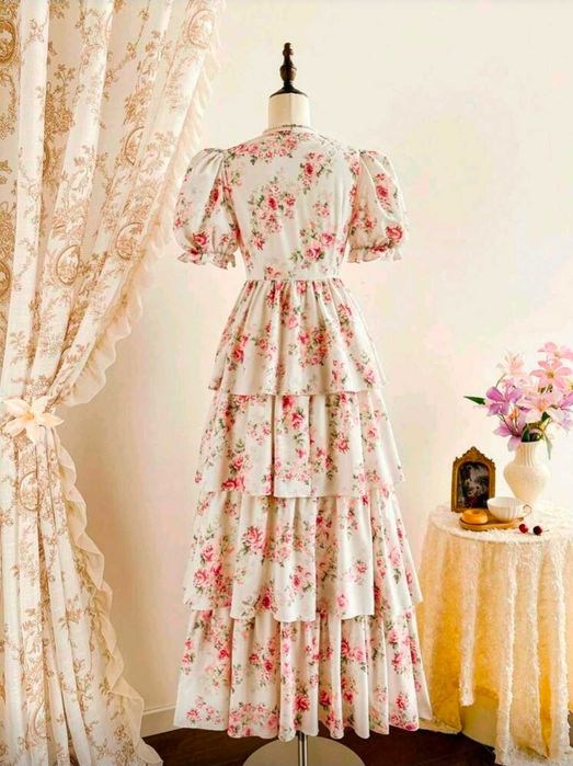 Sukienka vintage w stylu retro