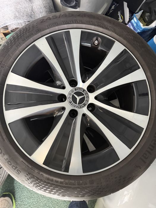 4 Jantes 18 originais mercedes com pneus continental 245/45 ZR18