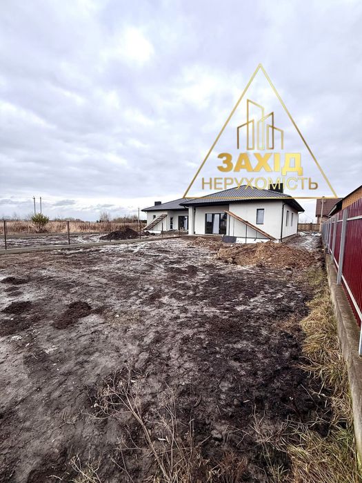 Продаж будинку у с. Боратин з ПІДВАЛОМ