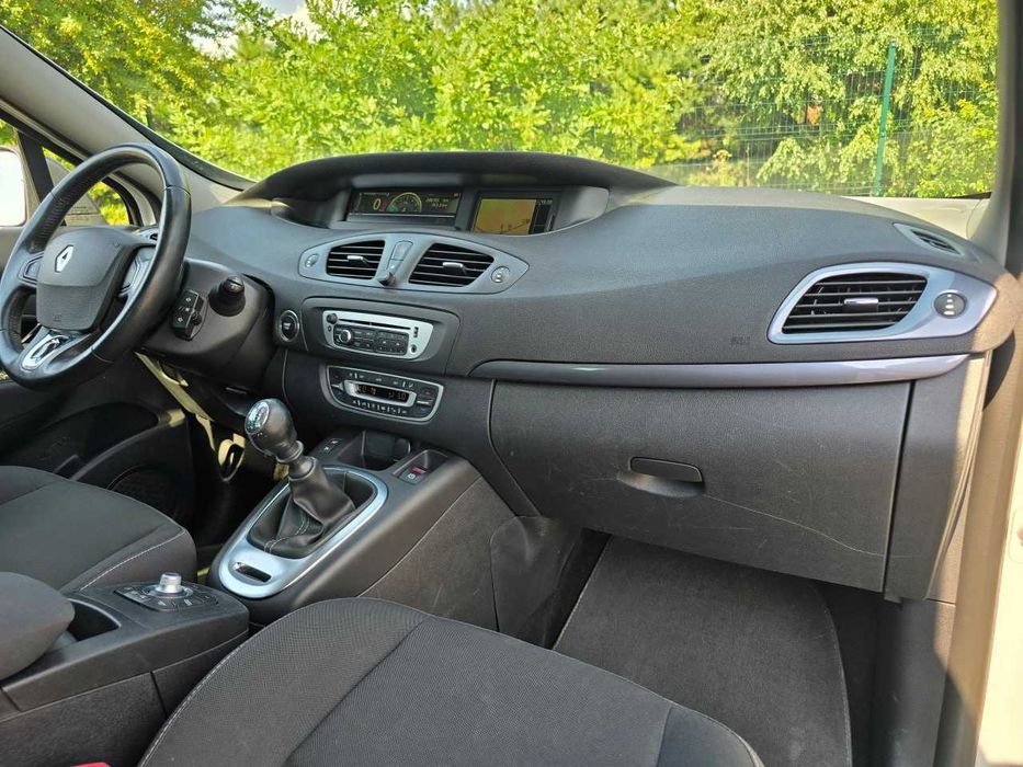 Продам  Renault Scenic 2015. Можна в розстрочку, під викуп.