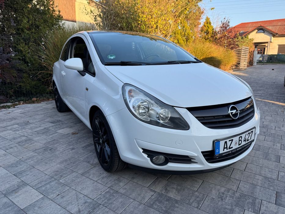 Opel Corsa Niski i oryginalny przebieg ZADBANA jak NOWA