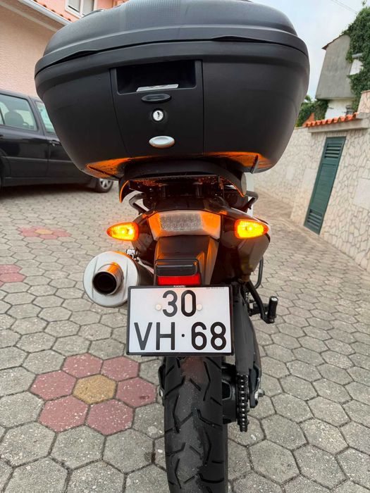 Mota  BMW F800GS