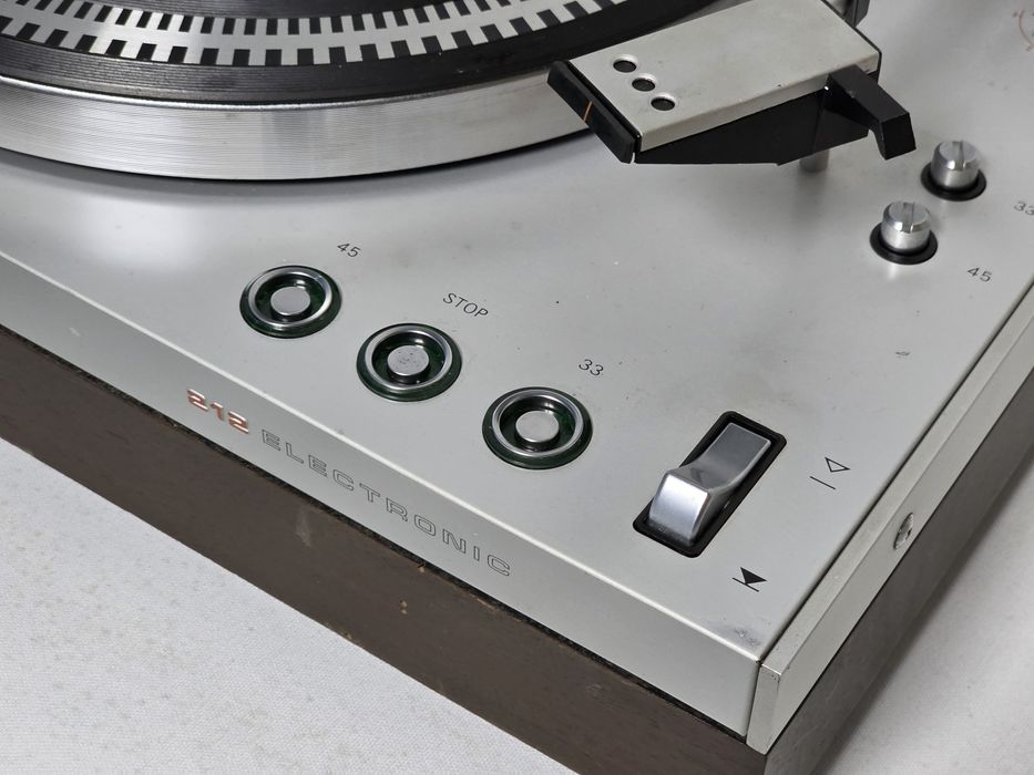 Gira Discos antigo reparado Philips