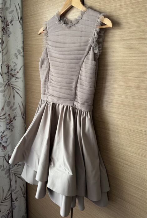 Przepiękna sukienka założona tylko raz marki Manifiq & co M