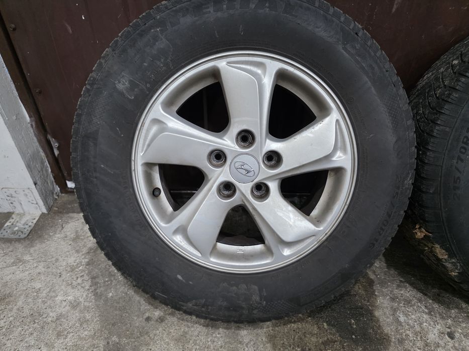 Koła opony alufelgi Hyundai ix35 16 cali 5x114.3 215/70/16