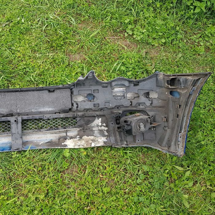 zderzak przód Mercedes C klasa W203