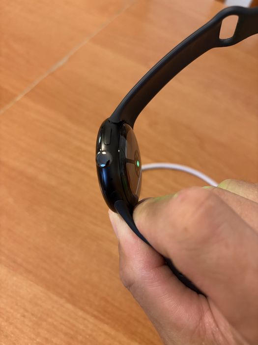 Google Pixel Watch 4 czarny 45mm stan bardzo dobry