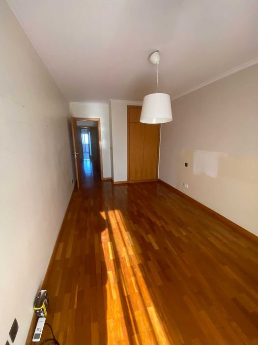 Vende-se Apartamento T3 em Braga 170m2