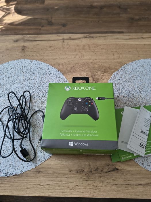 Puste pudełko karton pad Xbox one