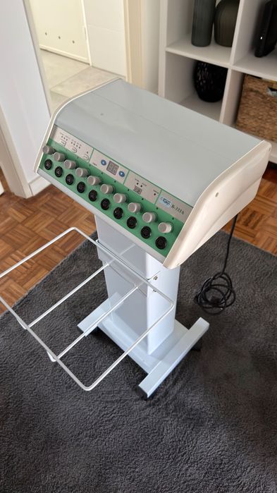 Máquina de elétroestimulação/ginástica passiva446477956222167043