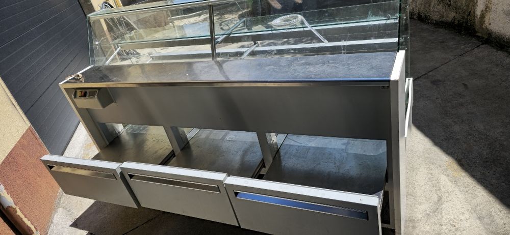 Vitrine frio para pastelaria