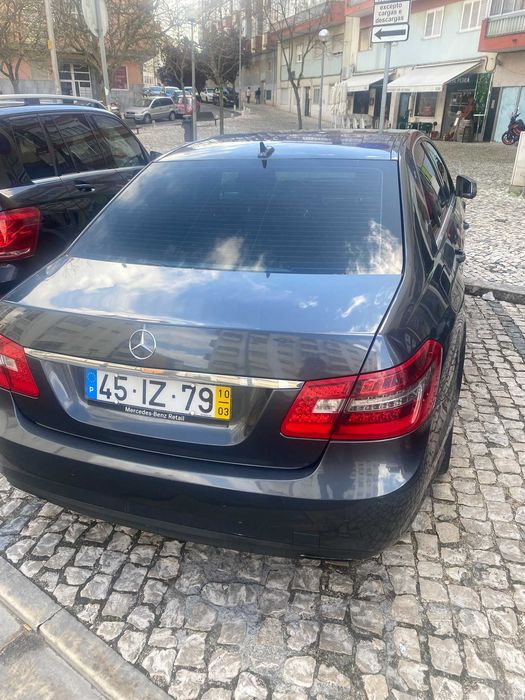 Mercedes E350 de 2010 motor V6 de 3L Turbo 230 cavalos com 290.000 Kms em otimo estado de conservação, estofos em pele