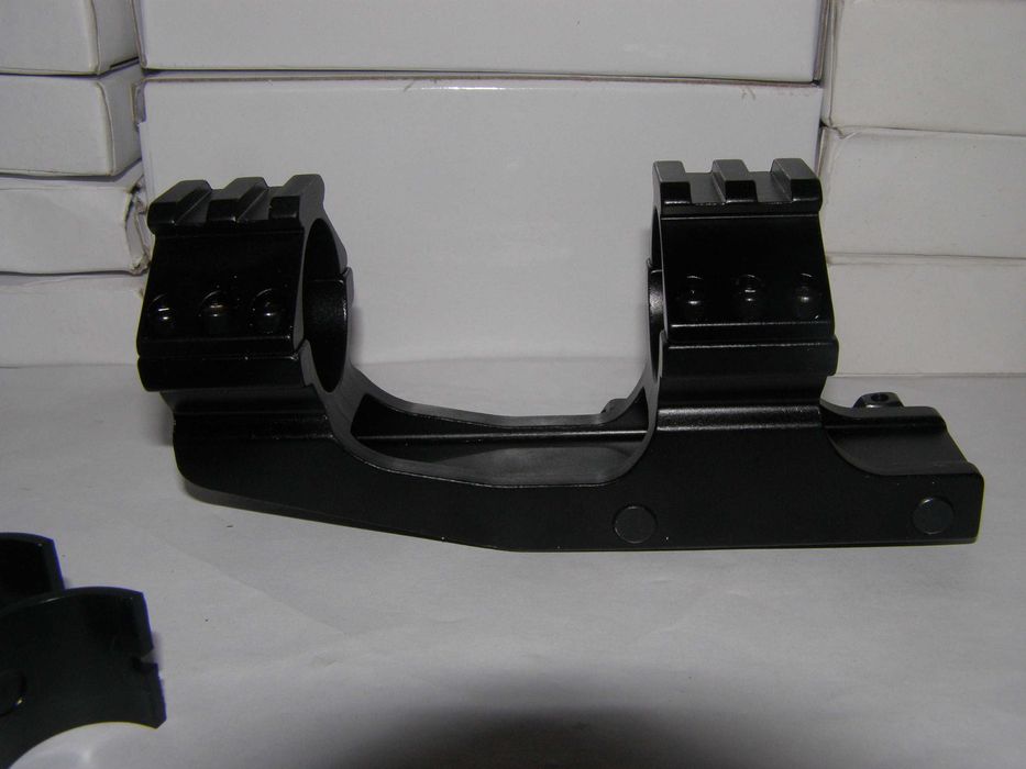 Моноблок з виносом на вівер/пікатінні