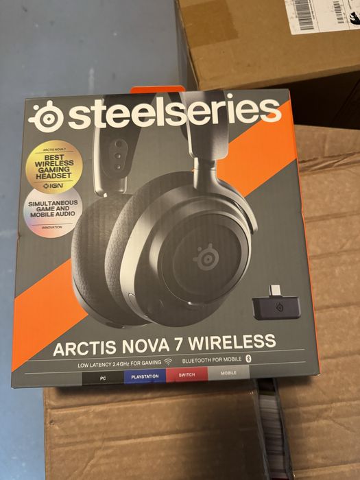 Steelseries Arctis Nova 7 wireless