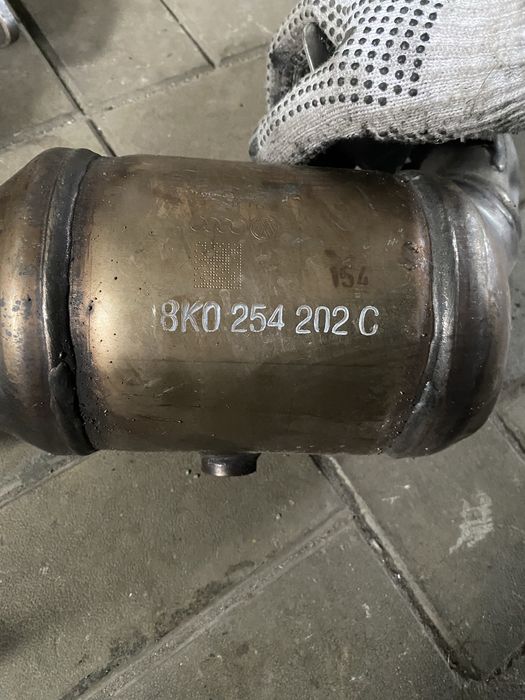 Катализаторы б/у Audi a5,а7,а8 3.0tdi 8ko254202c