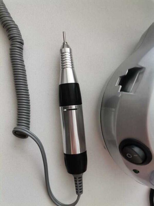 Аппарат маникюрный - фрезер, профессиональный - фрезы в подарок