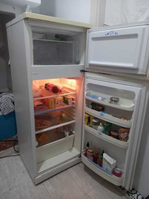 Geladeira duplex (refrigerador + freezer)