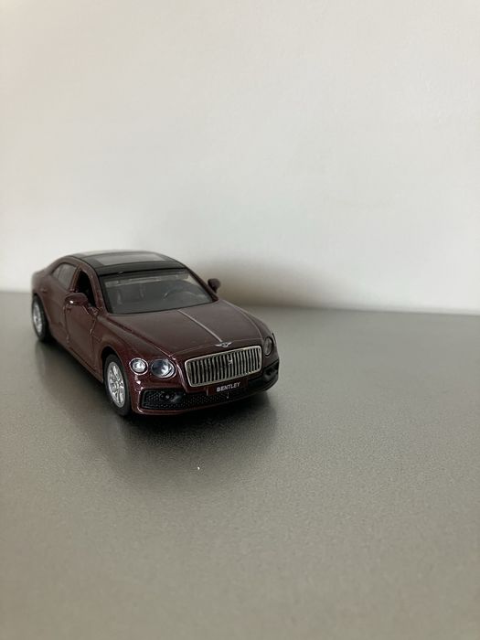 Bentley Flying Spur Hybrid
