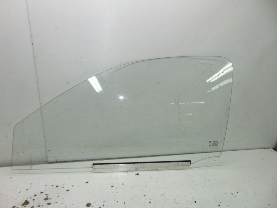 Opel corsa B vidro " nova de stock antigo
