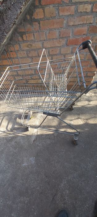 Візок для маркетів