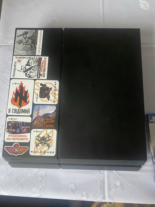 Приставка Пс4 про на 1тб