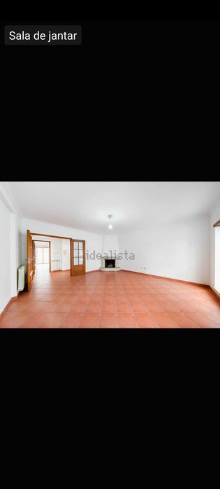 Apartamento T3 com terraço