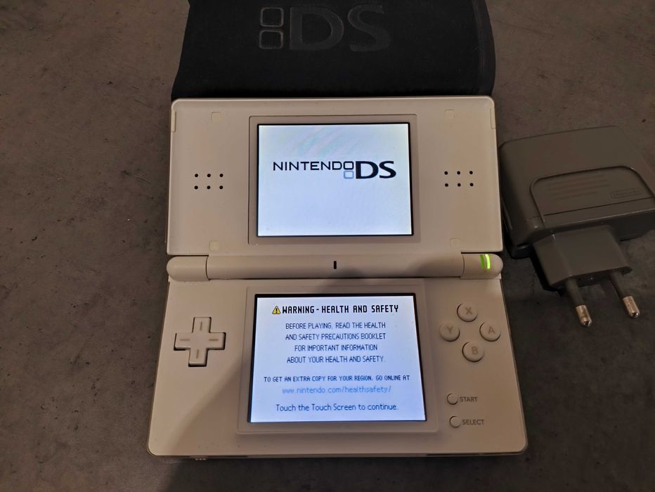 Nintendo DS Lite Branca + Carregador oficial + Rumble Pak Barreiro E ...