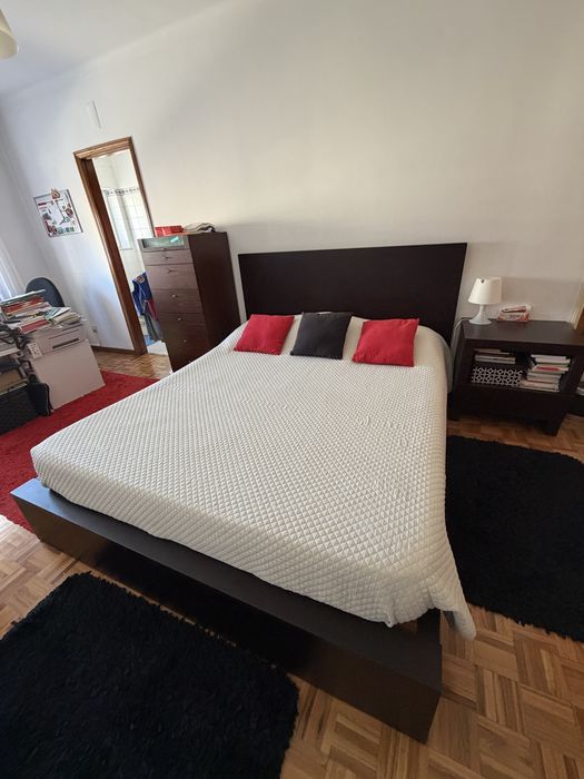 Mobilia de quarto em Wengue